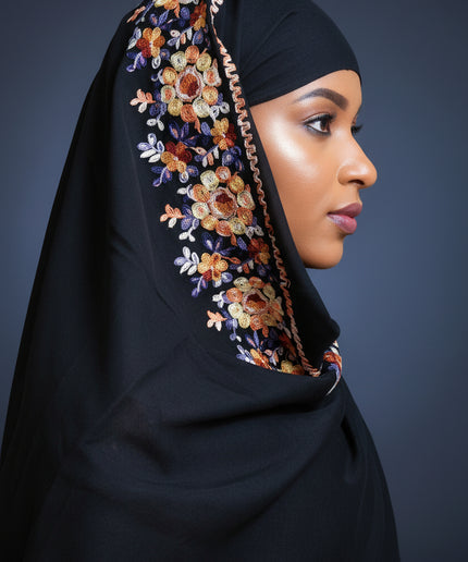 Foulard Amira aux fleurs - Noir