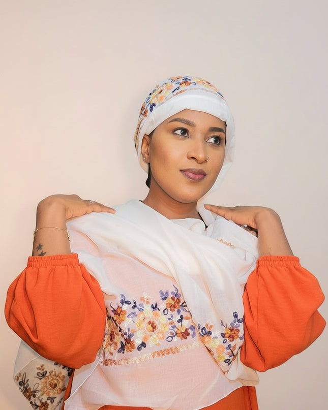 Foulard Amira aux fleurs - Blanc