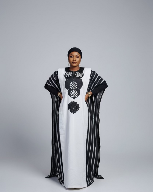 Boubou aso oke oloyé brodé - Noir blanc