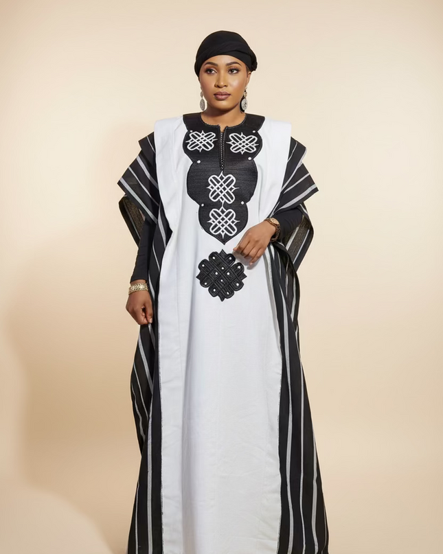 Boubou aso oke oloyé brodé - Noir blanc