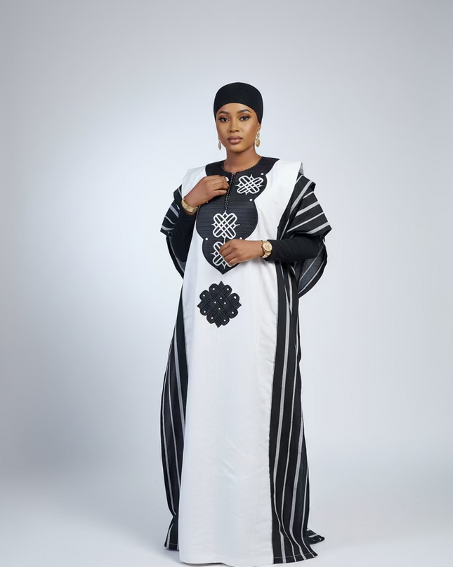 Boubou aso oke oloyé brodé - Noir blanc