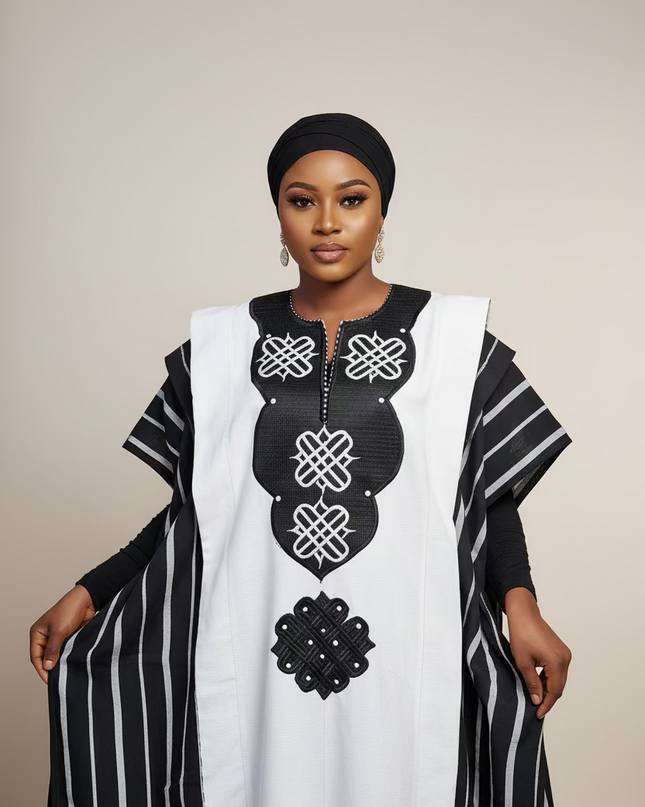 Boubou aso oke oloyé brodé - Noir blanc