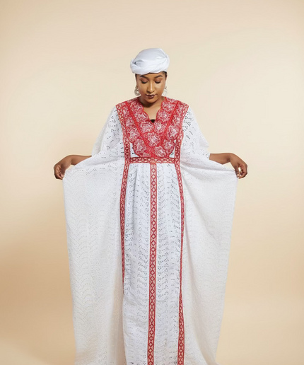 Makeba en dentelle - Blanc rouge