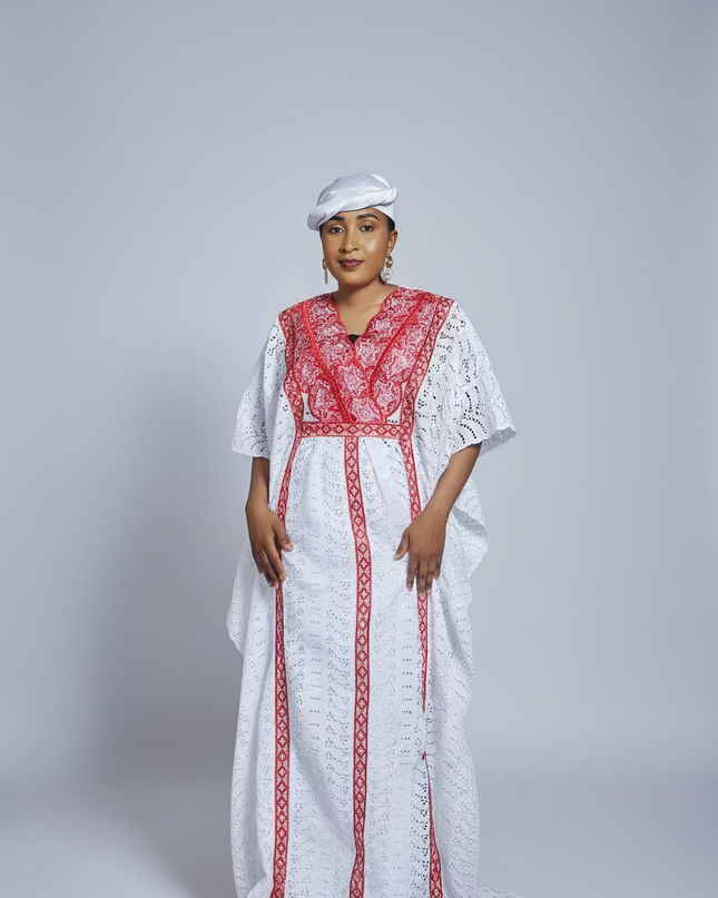 Makeba en dentelle - Blanc rouge