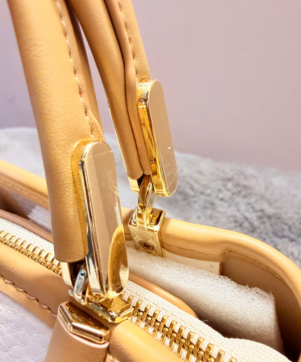 Petit sac avec accessoires - Beige
