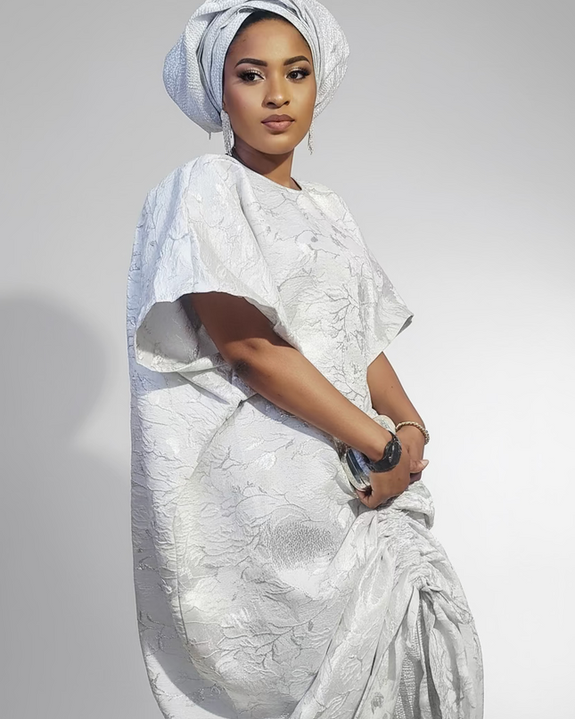 Ensemble brocart rétractable avec sous robe plissé - Blanc