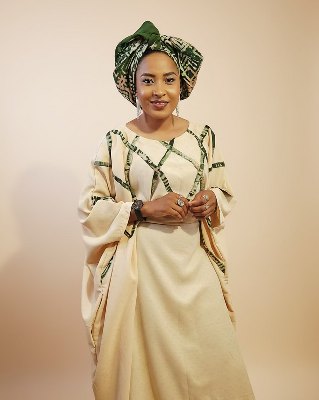 Boubou salima aux motifs adire - Beige