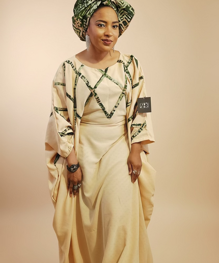 Boubou salima aux motifs adire - Beige