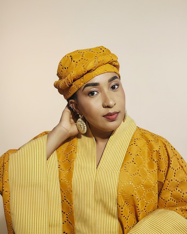 Robe morenike dentelle aso oke - Jaune moutarde II