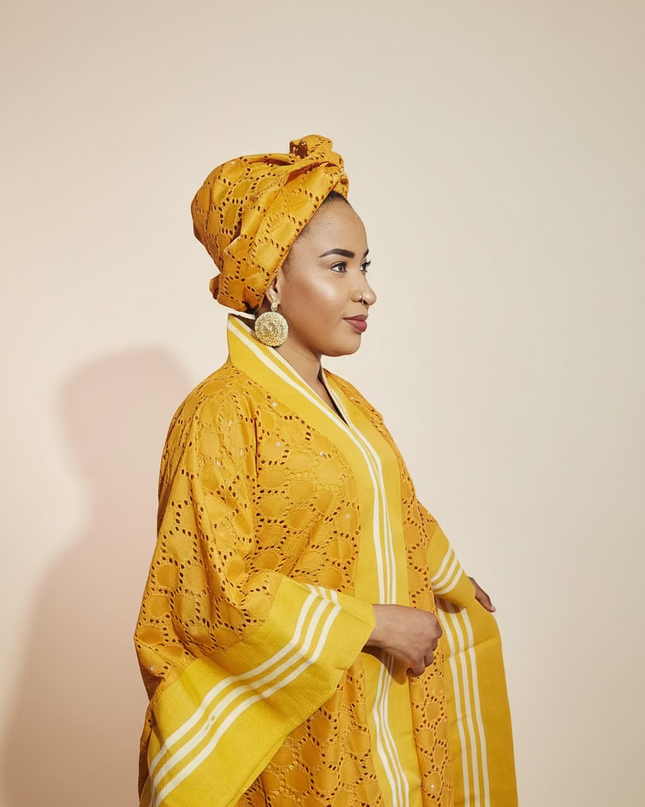Robe morenike dentelle aso oke - Jaune moutarde
