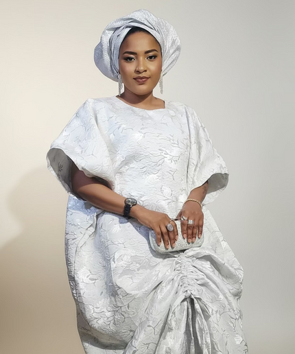 Ensemble brocart rétractable avec sous robe plissé - Blanc