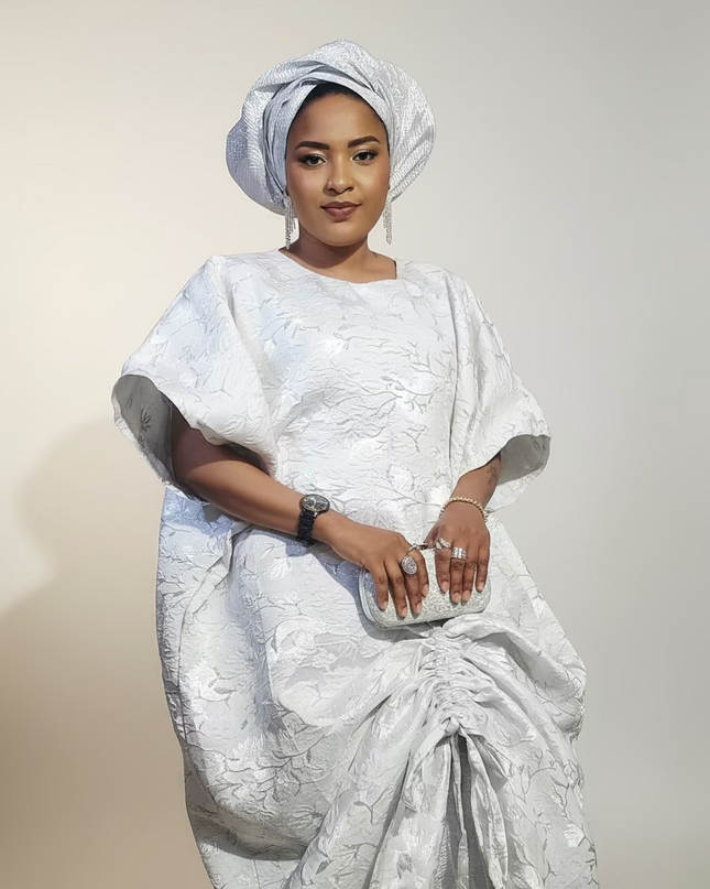 Ensemble brocart rétractable avec sous robe plissé - Blanc