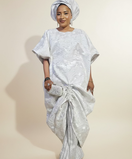 Ensemble brocart rétractable avec sous robe plissé - Blanc