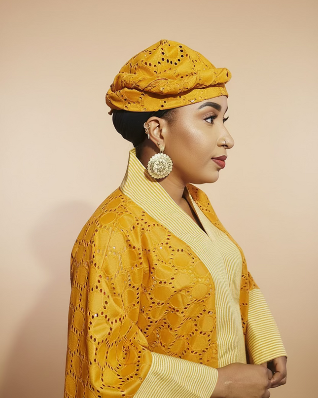 Robe morenike dentelle aso oke - Jaune moutarde II